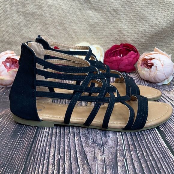 Journee Collection Black Faux Nubuck Hanni Sandals - Picture 8 of 8